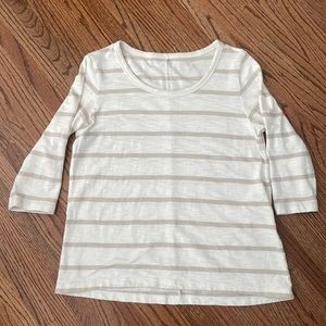 Vineyard Vines Grey and White Stripe 3/4 Sleeve Shirt Size S